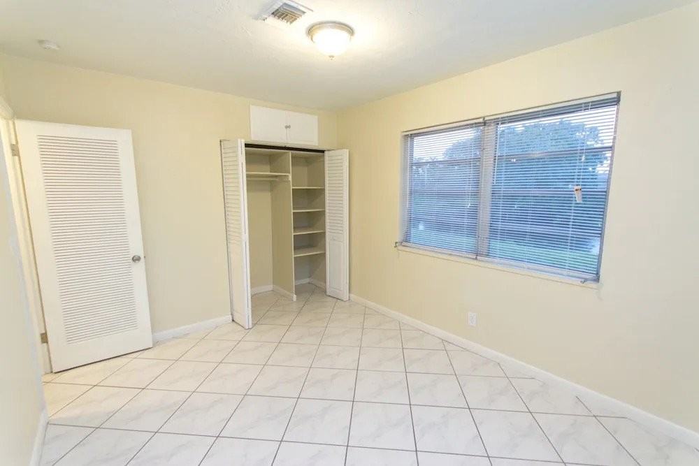 6900 Cypress Rd - Photo 6 of 15
