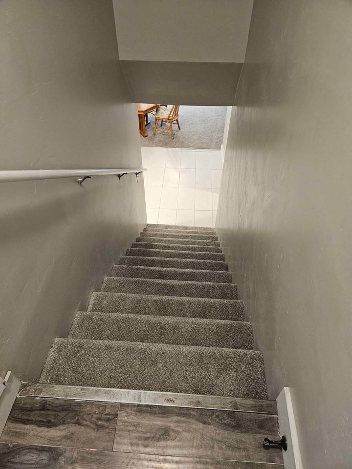 3151 S Green St - Photo 3 of 14