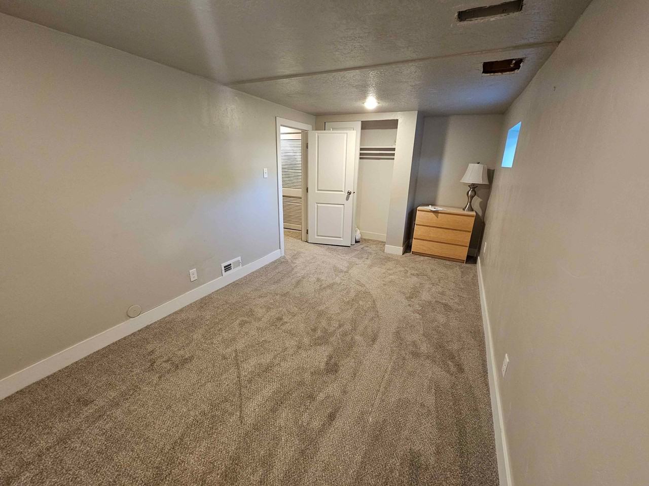3151 S Green St - Photo 7 of 14