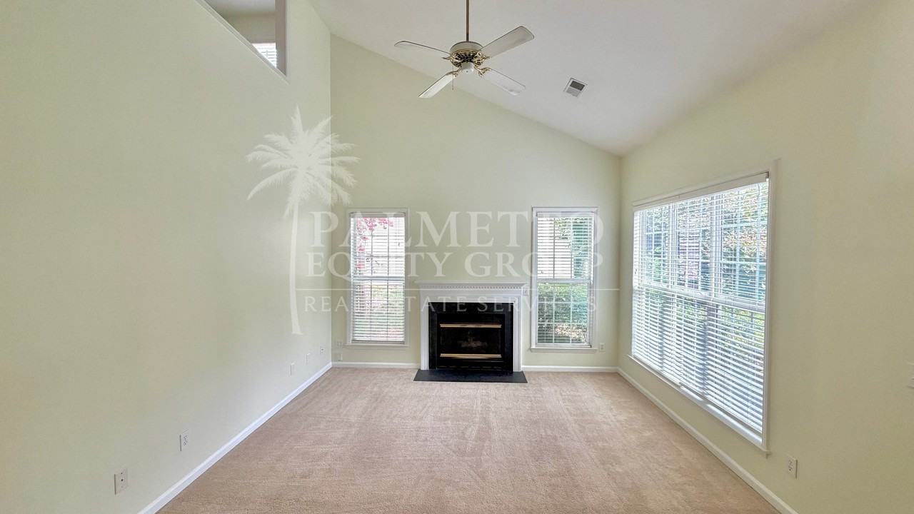 3409 Bent Creek Ct - Photo 2 of 18