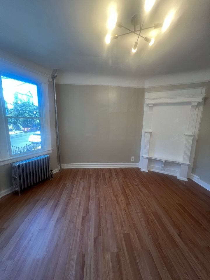 810 S 16th St #1 - Photo 2 of 10