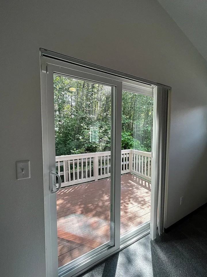 703 Kodiak Ln - Photo 5 of 20