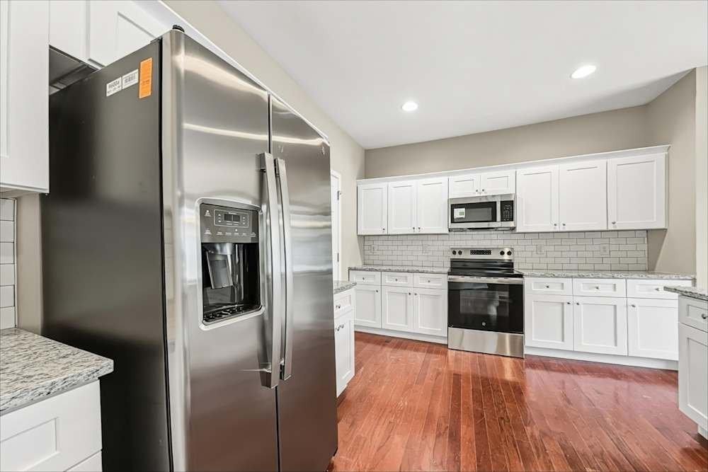 3694 Patrolina Ave - Photo 3 of 8