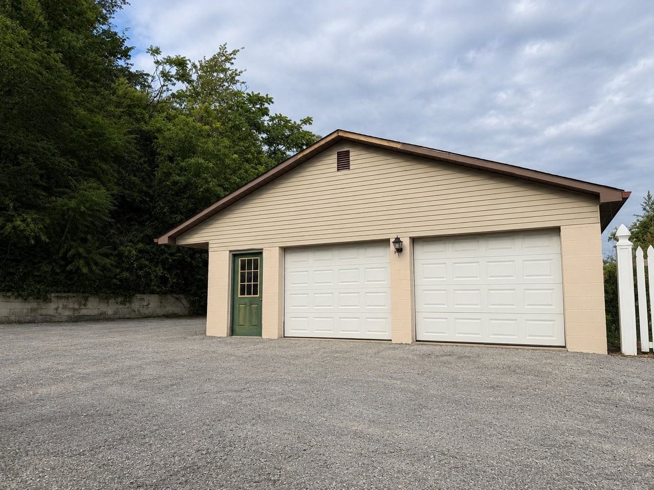 212 Terrace St - Photo 2 of 13