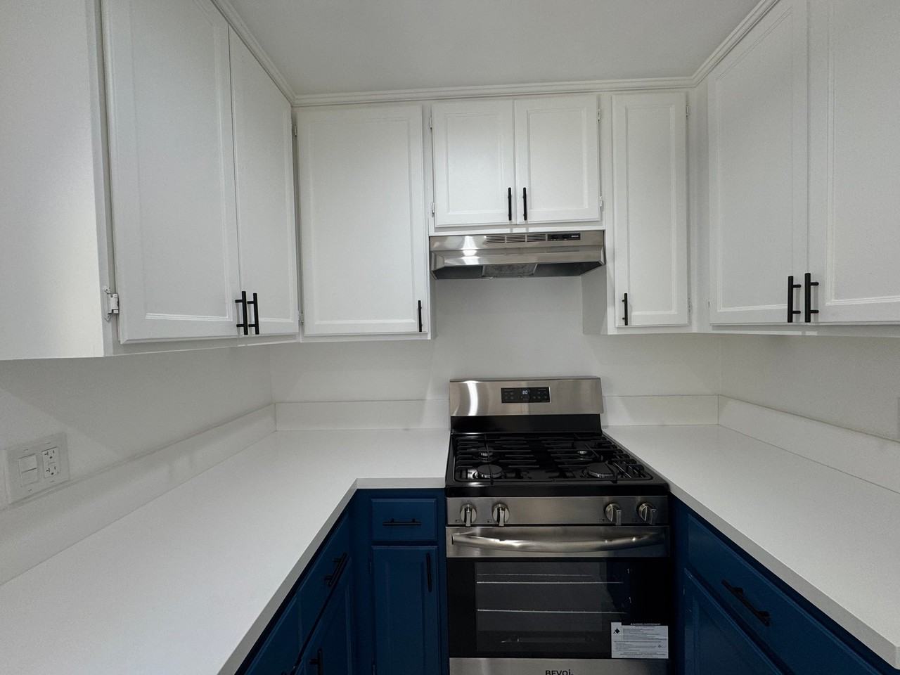 1570 N Verdugo Rd #B - Photo 6 of 18