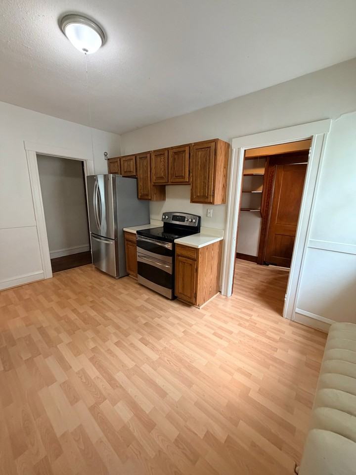 142 Maplewood Ave #2 - Photo 2 of 16