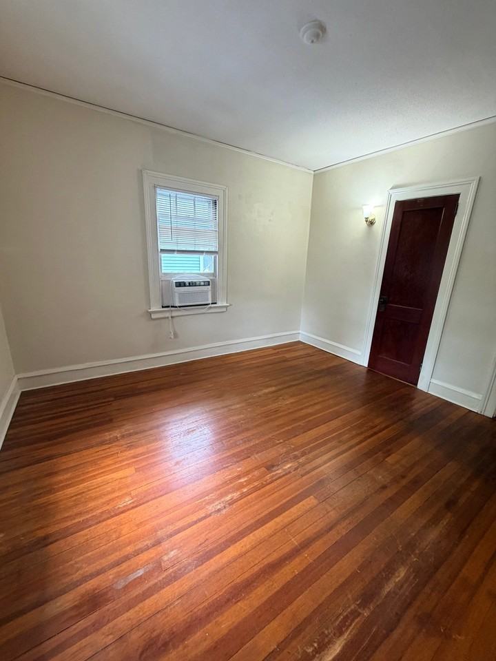 142 Maplewood Ave #2 - Photo 7 of 16