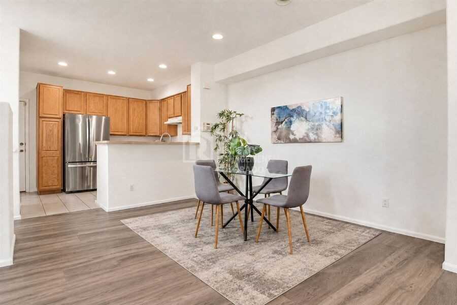 8415 Stonybridge Cir - Photo 6 of 16