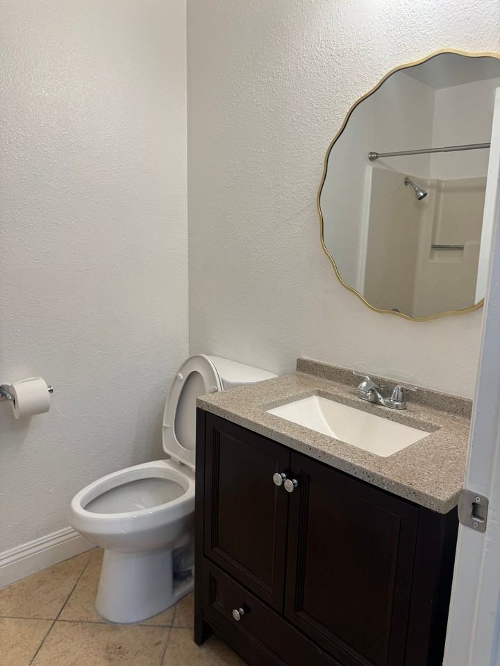 721 W 1st St #F103 - Photo 6 of 18