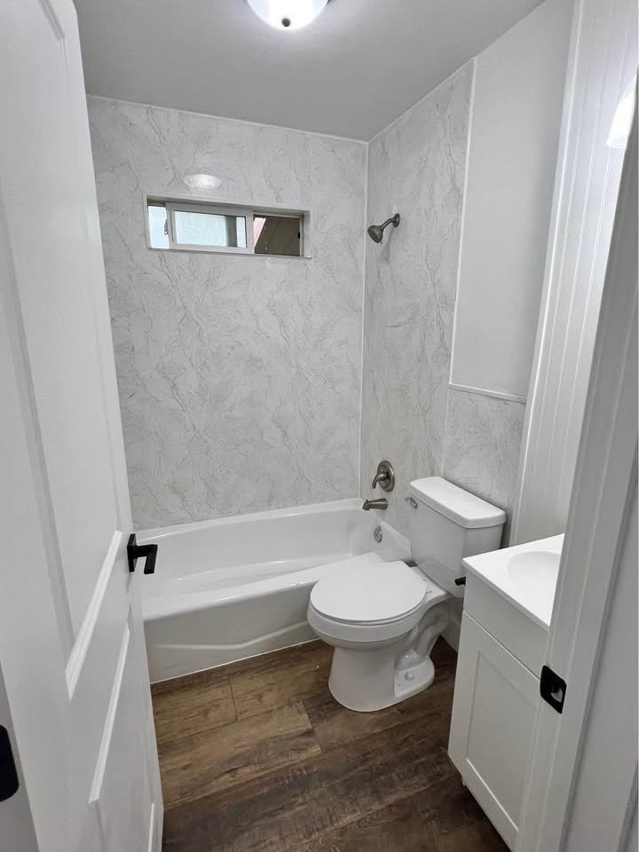 280 W 16th St #2 - Photo 7 of 11
