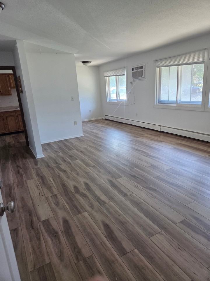 1716 E 80th St #2 - Photo 2 of 8