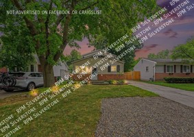 featured image of 8600 Russell St