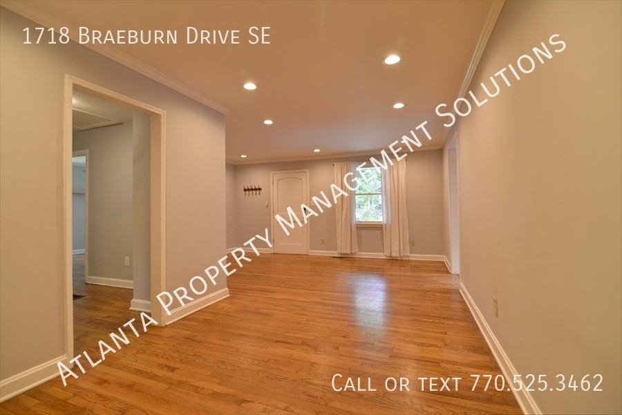 1718 Braeburn Dr Se - Photo 6 of 21