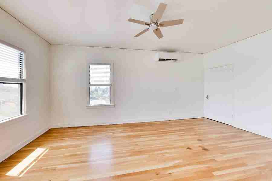 3719 Emerson St #07 - Photo 3 of 31