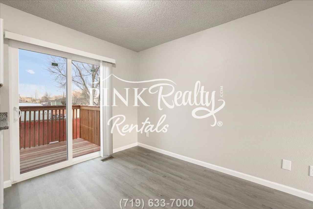 600 Harvest Field Way - Photo 4 of 48