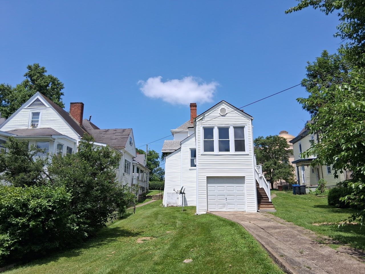 217 S Highland St #1 - Photo 4 of 16