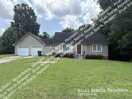 featured image of 3315 6th St E
