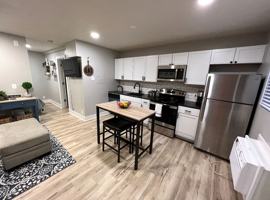 featured image of 1409 E Gold Coast Rd
