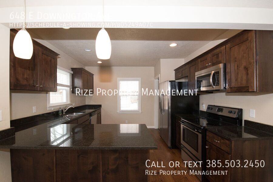 648 E Downington Ave - Photo 3 of 30