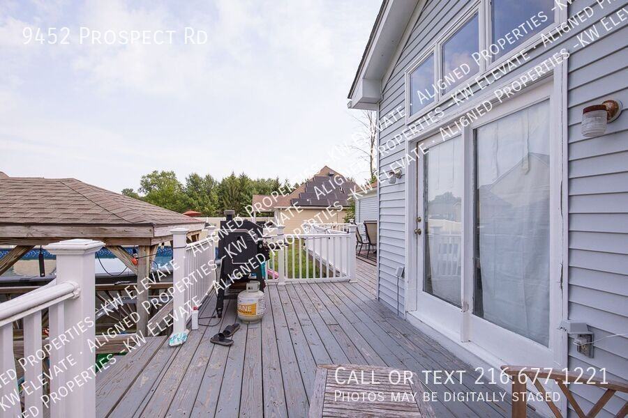 9452 Prospect Rd - Photo 2 of 50