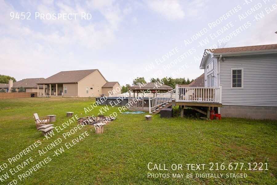 9452 Prospect Rd - Photo 3 of 50