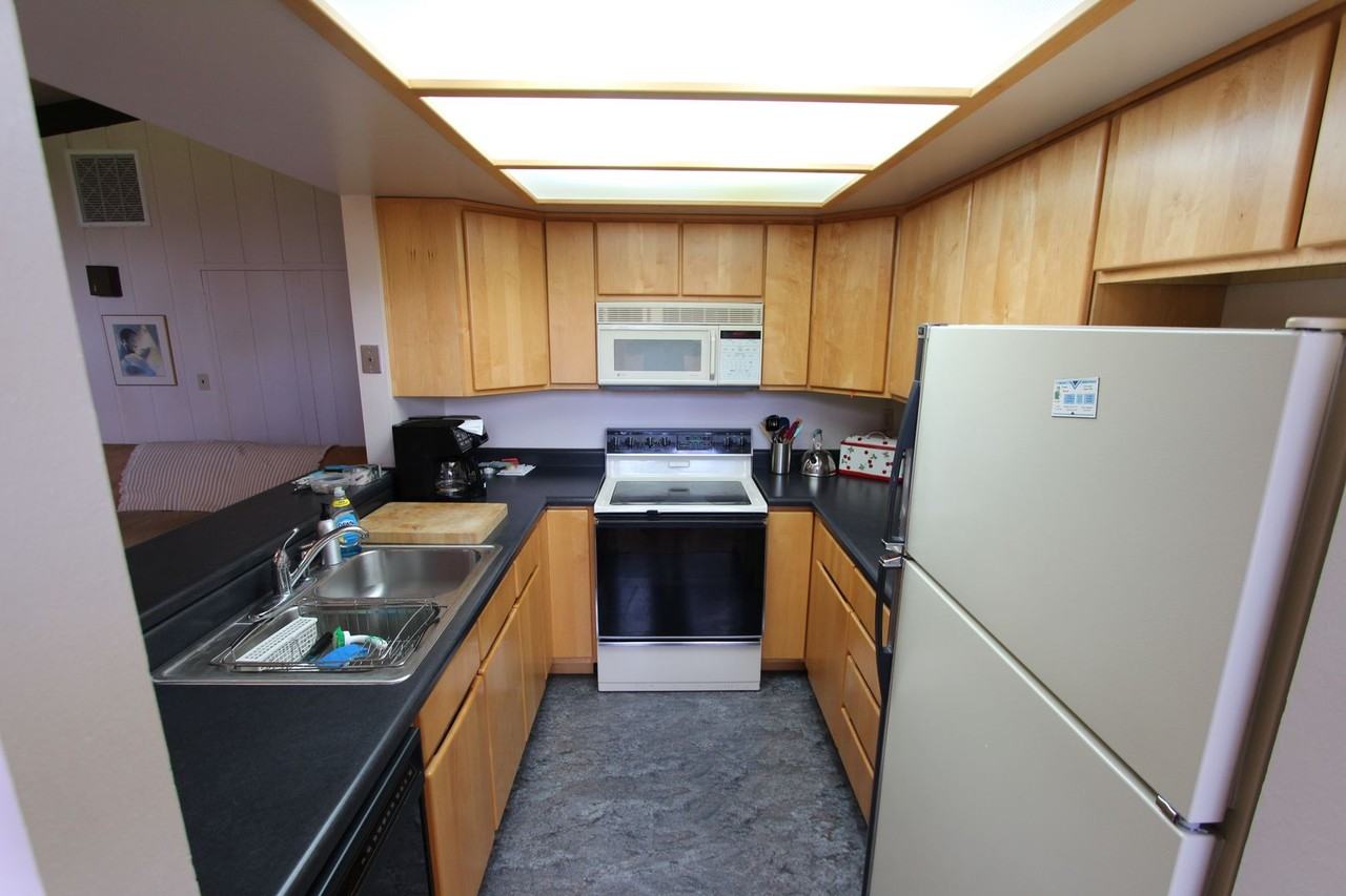 3500 N Country Club Dr - Photo 2 of 38