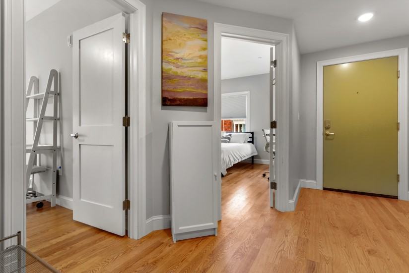 1 Bed / 1 Bath Apartment in East Boston - Photo 3 of 23