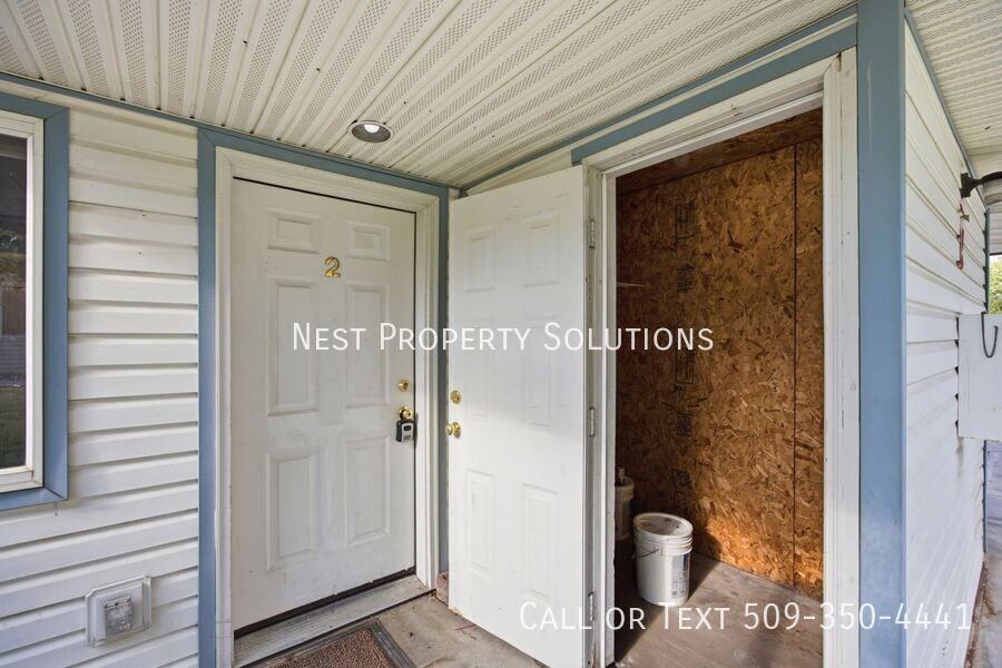 1824 W Crouse St #2 - Photo 4 of 20