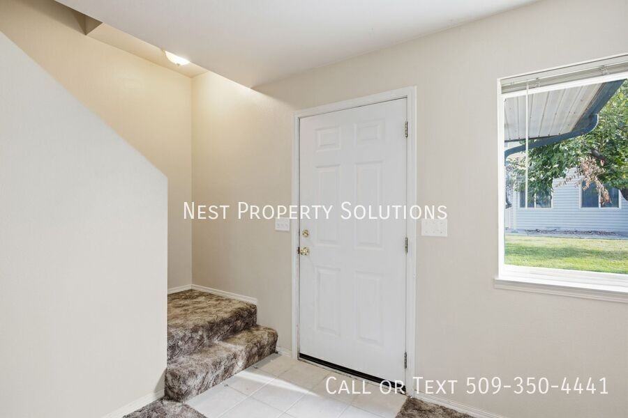 1824 W Crouse St #2 - Photo 5 of 20