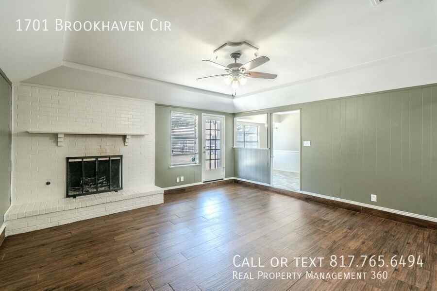 1701 Brookhaven Cir - Photo 6 of 25