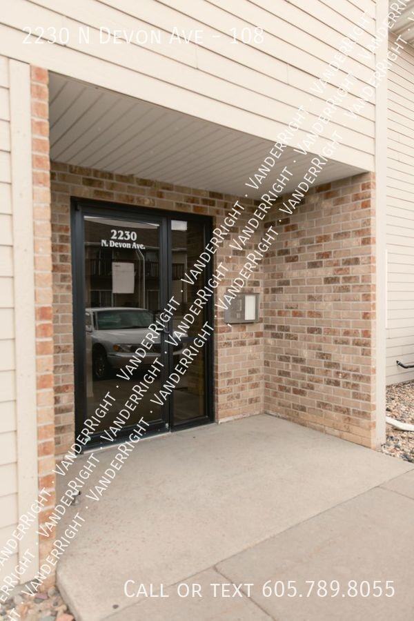 2230 N Devon Ave #108 - Photo 2 of 15