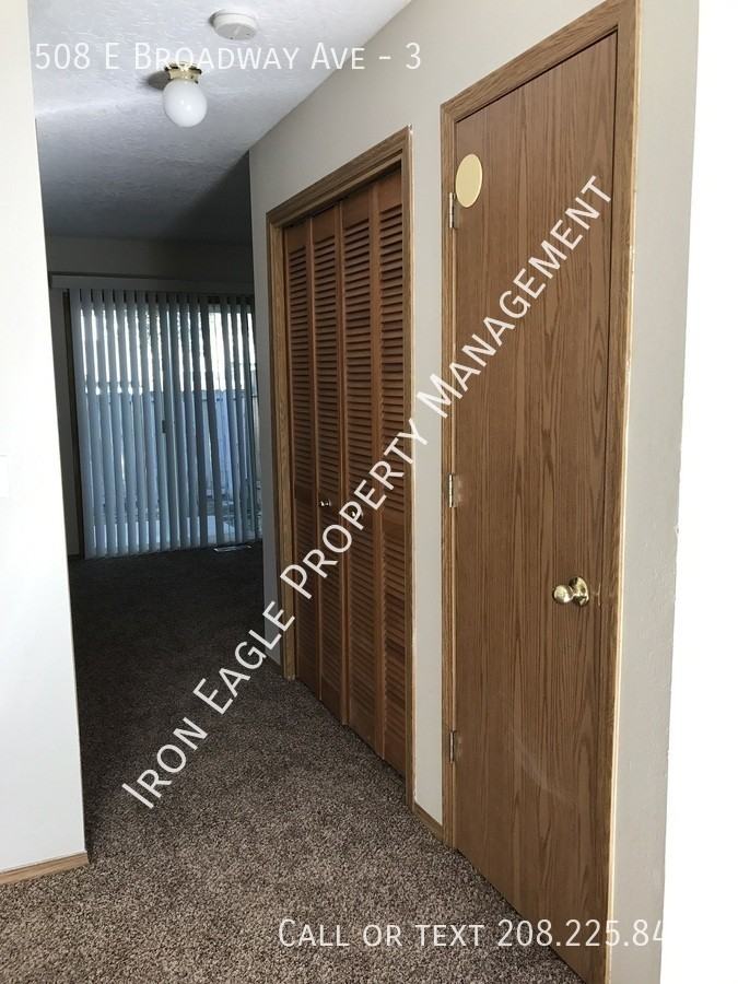 508 E Broadway Ave #3 - Photo 5 of 11