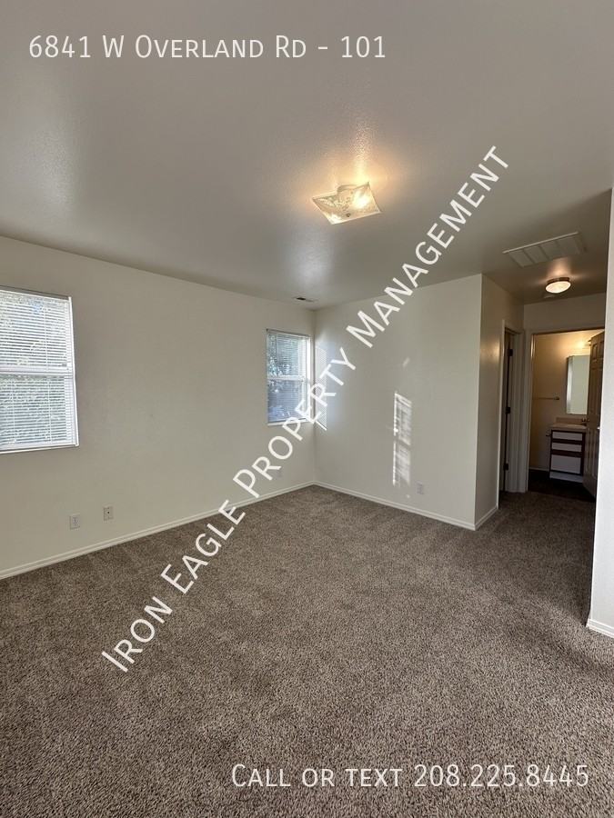 6841 W Overland Rd - Photo 2 of 11