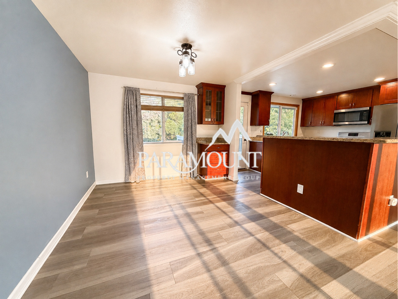 2107 Evergreen Ave Se - Photo 4 of 23