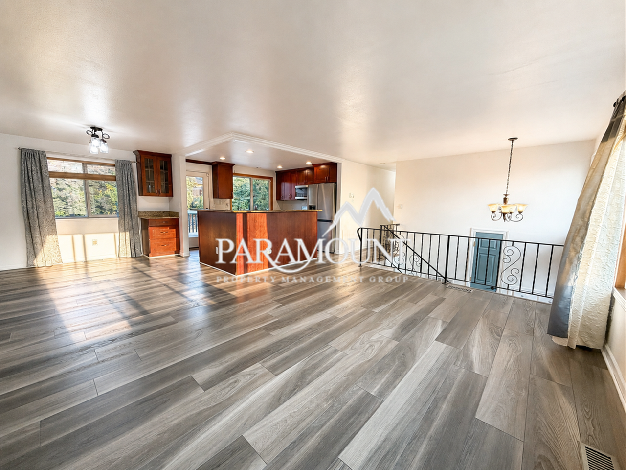 2107 Evergreen Ave Se - Photo 3 of 23