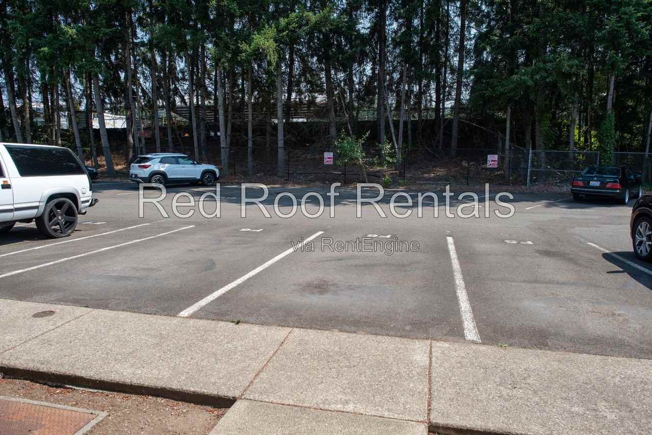 3939 10th St Se #F6 - Photo 3 of 30