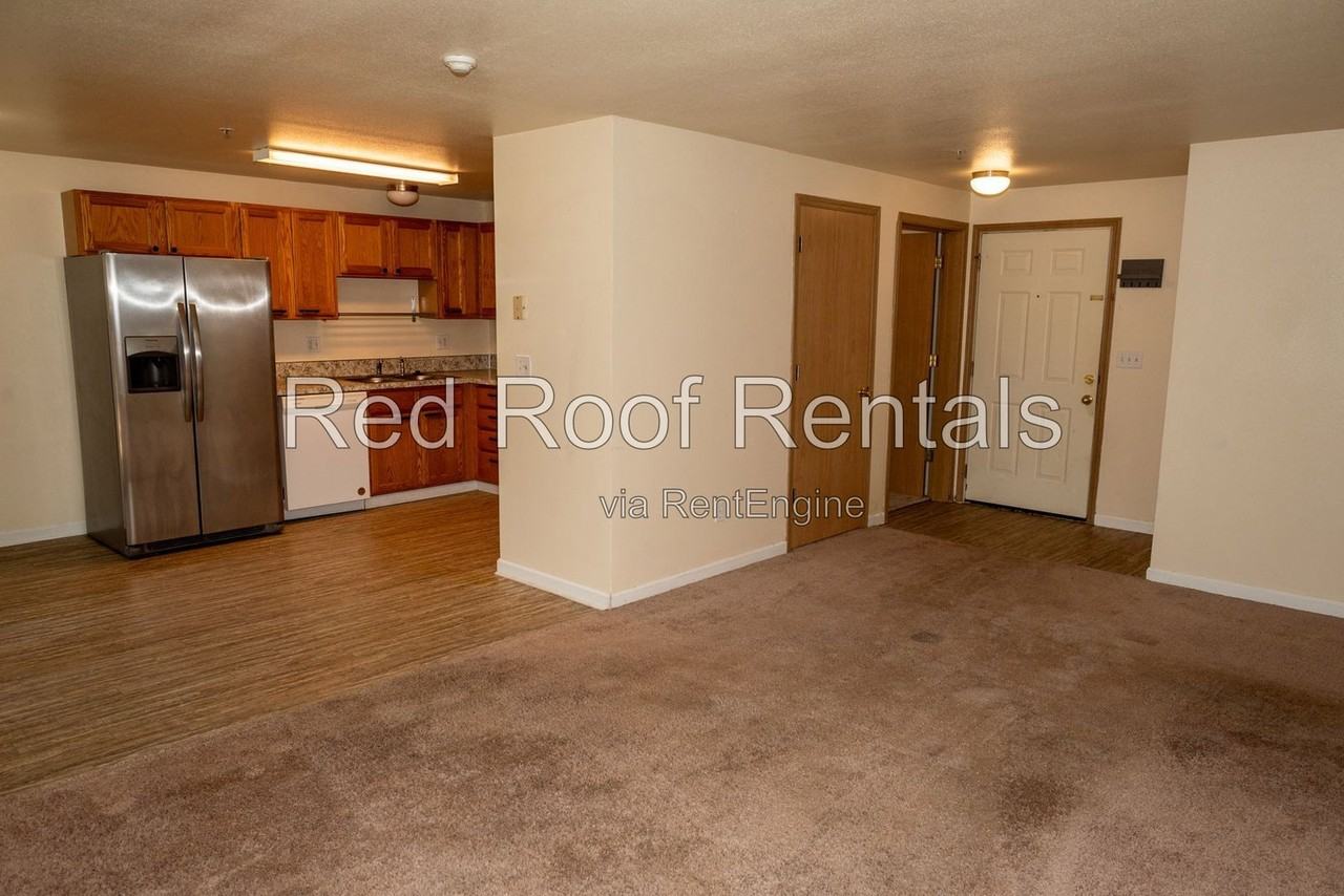 3939 10th St Se #F6 - Photo 5 of 30