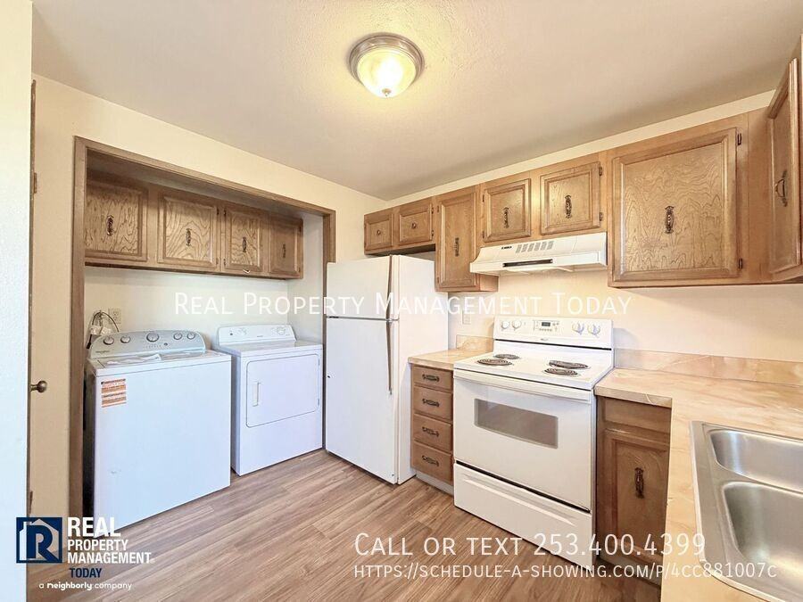 1811 54th Street Ct E - Photo 5 of 17
