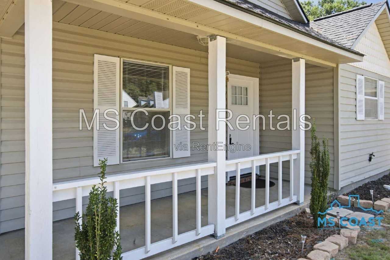 398 Nelson Rd - Photo 3 of 26