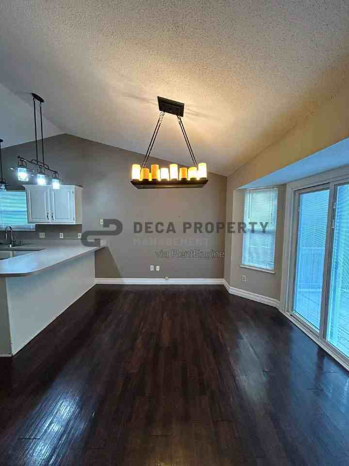 4175 Whitehall Dr - Photo 6 of 9