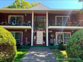 featured image of 12 Longrale Park Apt D #Apt D