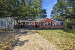 featured image of 16205 Seville Ct