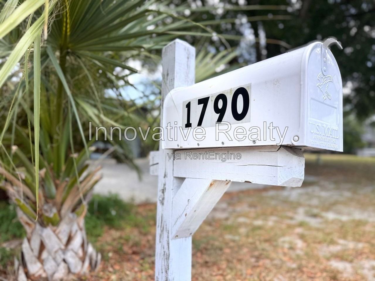 1790 Marshall Dr - Photo 2 of 26