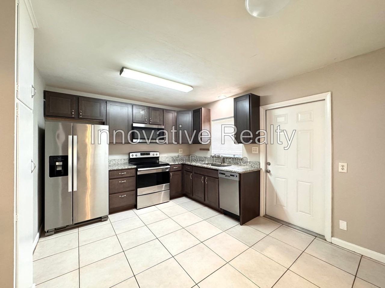 1790 Marshall Dr - Photo 5 of 26