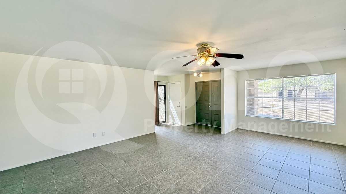4415 W Morrow Dr - Photo 3 of 21