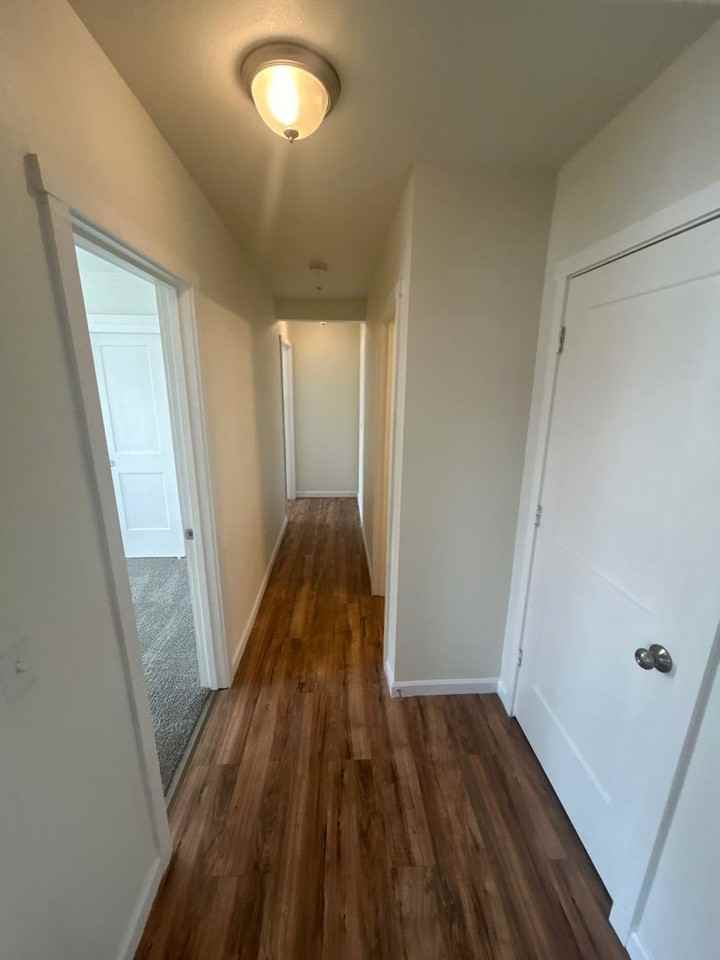 200 Railroad Ave #10 - Photo 6 of 13