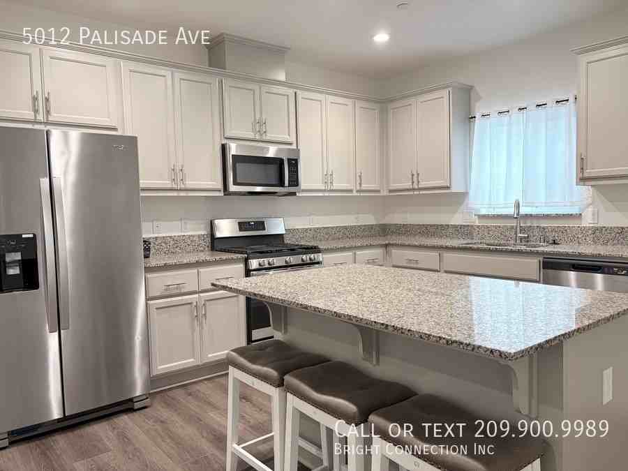 5012 Palisade Ave - Photo 4 of 23