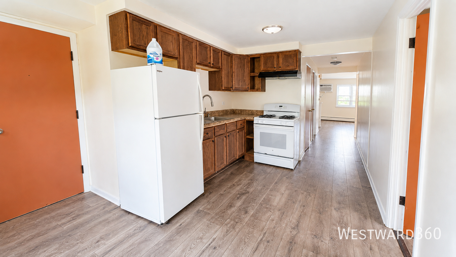 9654 Golf Ter Apt 1w #GE - Photo 6 of 10