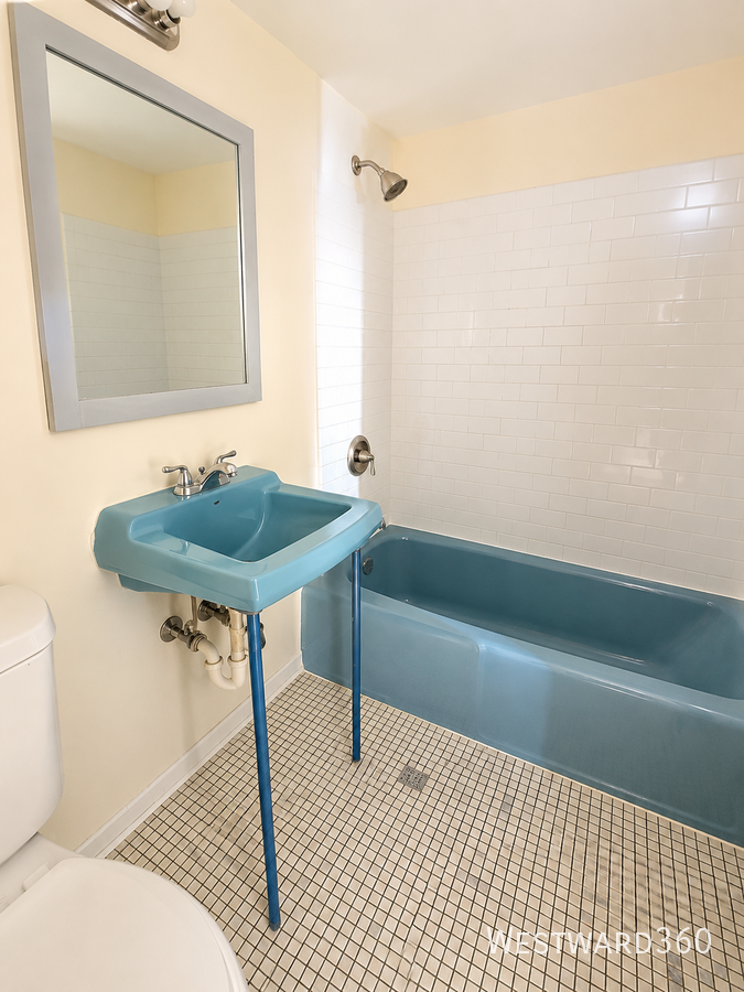 9654 Golf Ter Apt 1w #GE - Photo 7 of 10