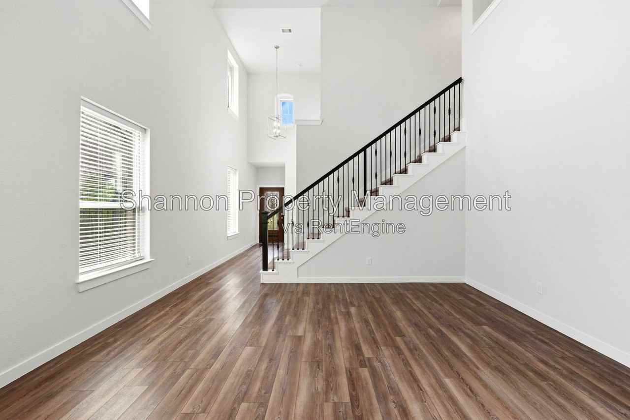 8017 Whisper Grove Dr - Photo 7 of 45